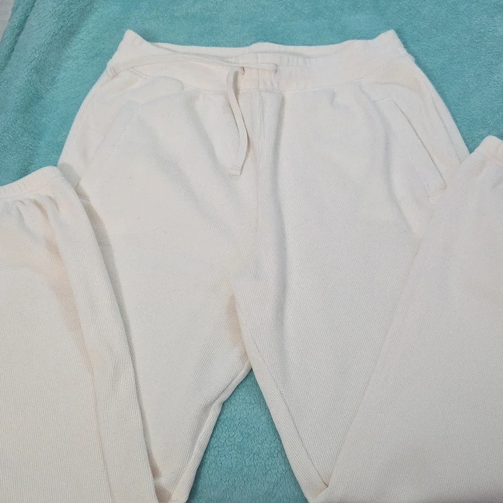 ABERCROMBIE & FITCH, Cozy Cream Jogger Pants🌸 - Picture 1 of 8
